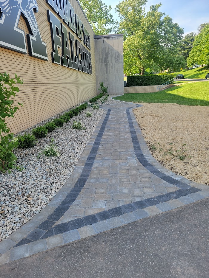 Commercial walkway with a banded border